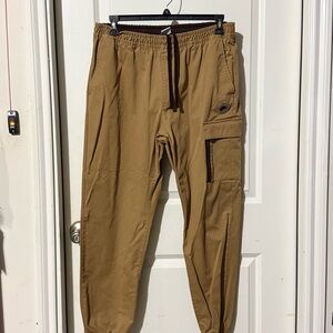 Nike Men's Brown Cargo Pants